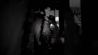 The dress by Leo)
