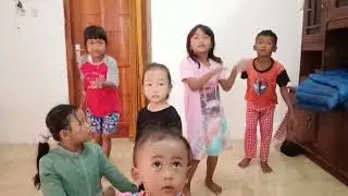 Nur Yiha dn teman-teman lagi menari (28 Agst 2022)