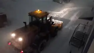 03.12.2021 07:20 утра. Оперативной расчистке улиц и дворов в Анадыре может позавидовать даже Москва.