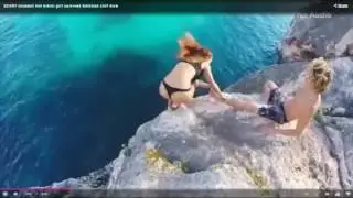 Chica se resbala en acantilado y su novio la deja caer