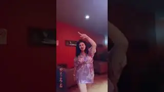 beautifull girl dancing on arabic song (viral tiktok video) (romantic arabic song )