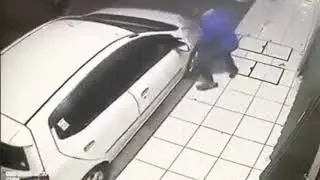 Попытка снять зеркала с машины