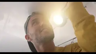 Changing a 💡 lightbulb on a BOAT...Is it hard?