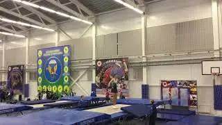 Мои ученики: Ларичев Егор (батут 17+), 1 упражнение