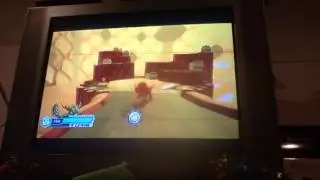 Let's play sky landers