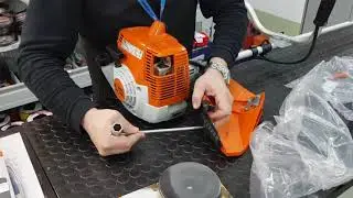 Stihl FS 120 upute o rukovanju i slaganju / Kako koristiti FS 120 / Montiranje glave i noža