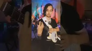 Guitar tapping Riff