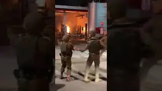 רק בישראל - לוחמים מהססים לירות במחבל רגע אחרי שפוצץ עליהם רכב. #חדשות #לייב #לוחם #עם #זמן #ממשלה