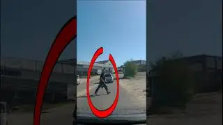 Безбашенный пешеход #automobile