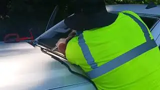 Broken Windshield Needs Replacement