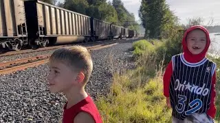 Super Long BNSF Led Coal Train Stops Right In Front Of Us! Also Pepsi Can Amtrak Flys Past Us!
