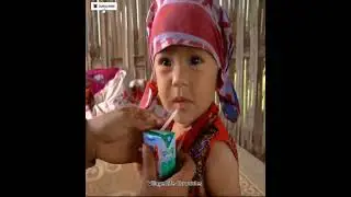 Single Mom and Daughter Yenhi Sell Giant Banana Flowers | Simple Village Life