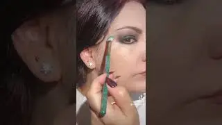 Smokey charcoal makeup tutorial