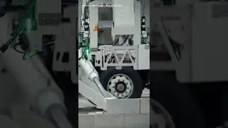This Bricklaying Robot Builds a House in 2 Days – Hadrian X! 😲