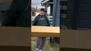 Нужно всего 6 человек, что бы собрать батут