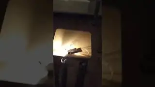 зажечь 5 ватт лампу от самодельного реактора