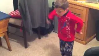 5 year old Ty dances to Michael jackson