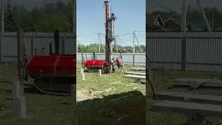 Одноэтажный каркасник.  Свайное поле 45 шт. ж/б Сваи  Работа кипит. День 1-й