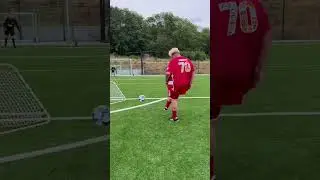 Oh my days what have I just seen 😱🥶 #FootballSkills #FootballShorts #Football #Challenge #Footy