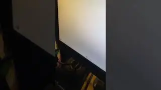 Windows 10 flashing task bar and white screen