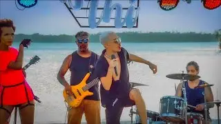 THI - BONEKINHA GLORIA GROOVE PAGOPOP