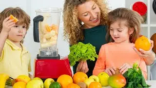 5 Superfoods to Make Your Kids Superheroes