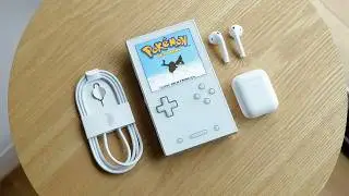 If Apple Made A Handheld - AYANEO Pocket Vert Review