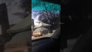 Как быстро разморозить лобовое стекло!