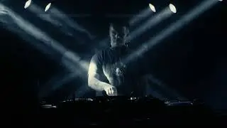 Dataintrång & Luke Eargoggle