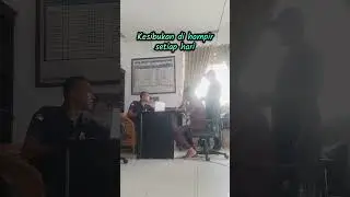 Sok sibuk.