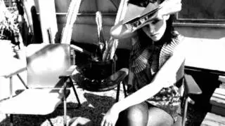 2010: Flaunt Magazine Photoshoot ft Kristen Stewart
