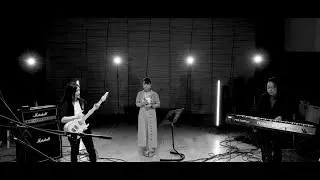 TEARS OF TRAGEDY - 時に鏡は嘘をつく (Live at Studio Tanta)