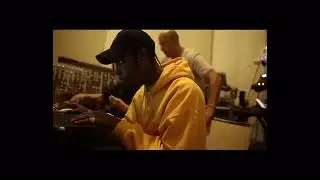 Travis Scott Making A Beat 4 Birds in the Trap Sing McKnight [VINTAGE FILES]