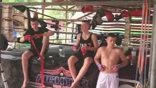 NICHA MUAY THAI GYM. First training day!