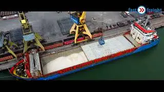 Silica sand in bulk, direct transshipment outgoing sea vessel - trucks