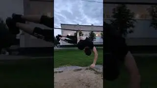 ЛЮТАЯ СВЯЗКА НА ТУРНИКЕ😈 #shorts
