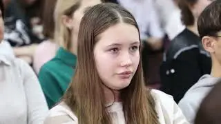 Разговор о важном. Глава города Денис Меньшиков встретился с молодёжью города.