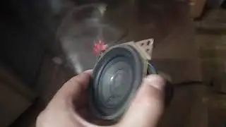 Вибро динамик и Унитазный басс эффект 3х литровой банки, и других подручных вещей