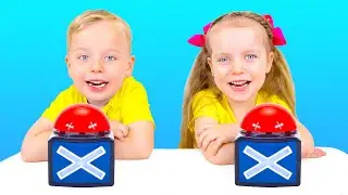Alex and Gaby pretend play Talent Show | Playing with WATER BALLOON