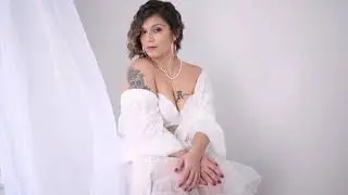 White room