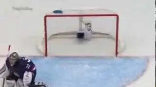 Хоккей Россия-США судья не засчитал гол!!!
