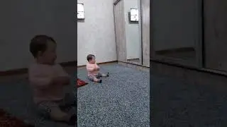 ko'zguda o'ziga karab Raqsga tushyabdi😚🥰🤣