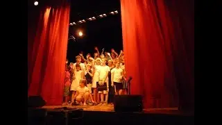 Voici venir Noël (John Lennon, adapt française P. Richeux)