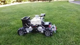 Lego creation: A seeding robot to have a perfect lawn.  Lego mindstorms EV3