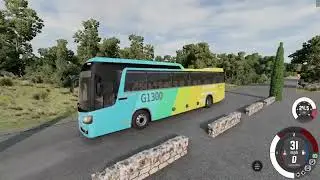 Koenigsegg KIA bus mercedes benz500sl