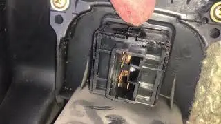 Как поменять кнопки обогрева сидений на автомобиле Mitsubishi Lancer 9