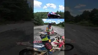 Got hit by a HUGE Splash of Water 💥💦 #enduro #2stroke #fullgas