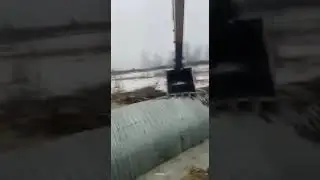Север вахта делаю переправу через реку