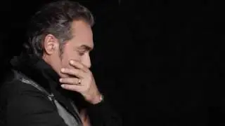 Den Mporo Na Katalavo- Notis Sfakianakis