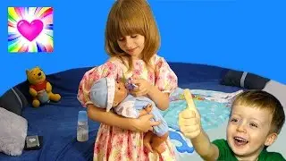 Превращение в Малыша Funny Videos Сюрпризы Видео для Детей Обнимашки с Машей Детский канал